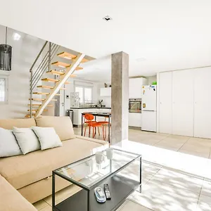 https://la-ganay-maison-avec-clim-proche-metro-velodrome.fr-provencehotel.com